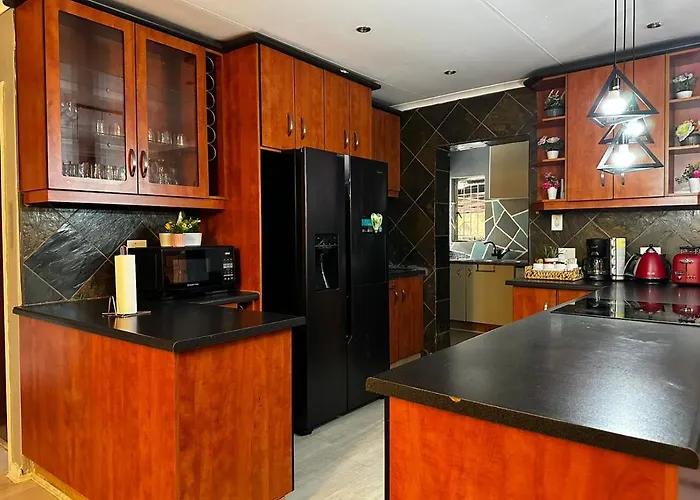 Acuvea Inn